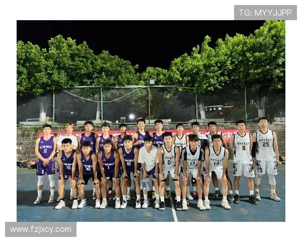 篮球精神激发团队力量共筑荣耀赛场展现拼搏与梦想 篮球精神激发团队力量共筑荣耀赛场展现拼搏与梦想