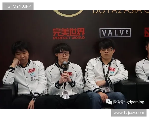 王娜专访:从新手到职业选手的DOTA2成长之路回顾与展望 王娜专访:从新手到职业选手的DOTA2成长之路回顾与展望