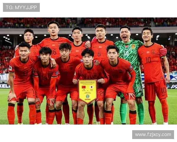 国足主场逆转取胜全场沸腾年轻球员闪耀彰显团队新力量