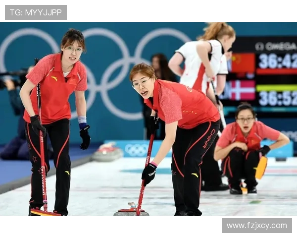 女子冰壶对决中国队挑战瑞典队展现冰上智慧与团队默契 女子冰壶对决中国队挑战瑞典队展现冰上智慧与团队默契